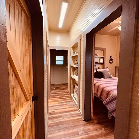 Texas Blue Apple Cottage